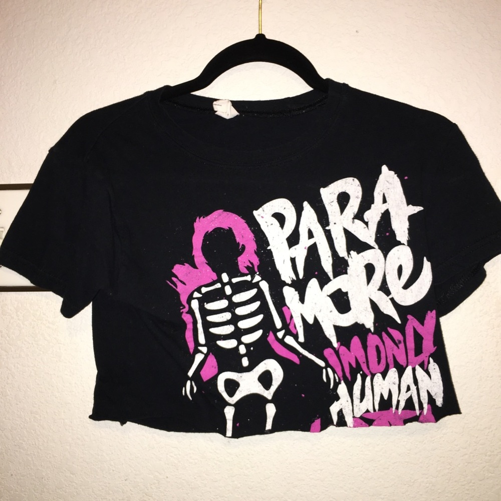 3/$15 paramore band cropped tee shirt